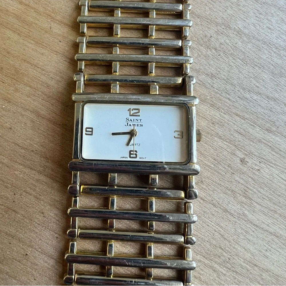 Saint James ladies rectangular gold bracelet watch NEW BATTERY
